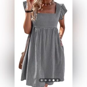 Black And White Gingham Mini Dress Women’s Large XL With Pockets Short Sleeved